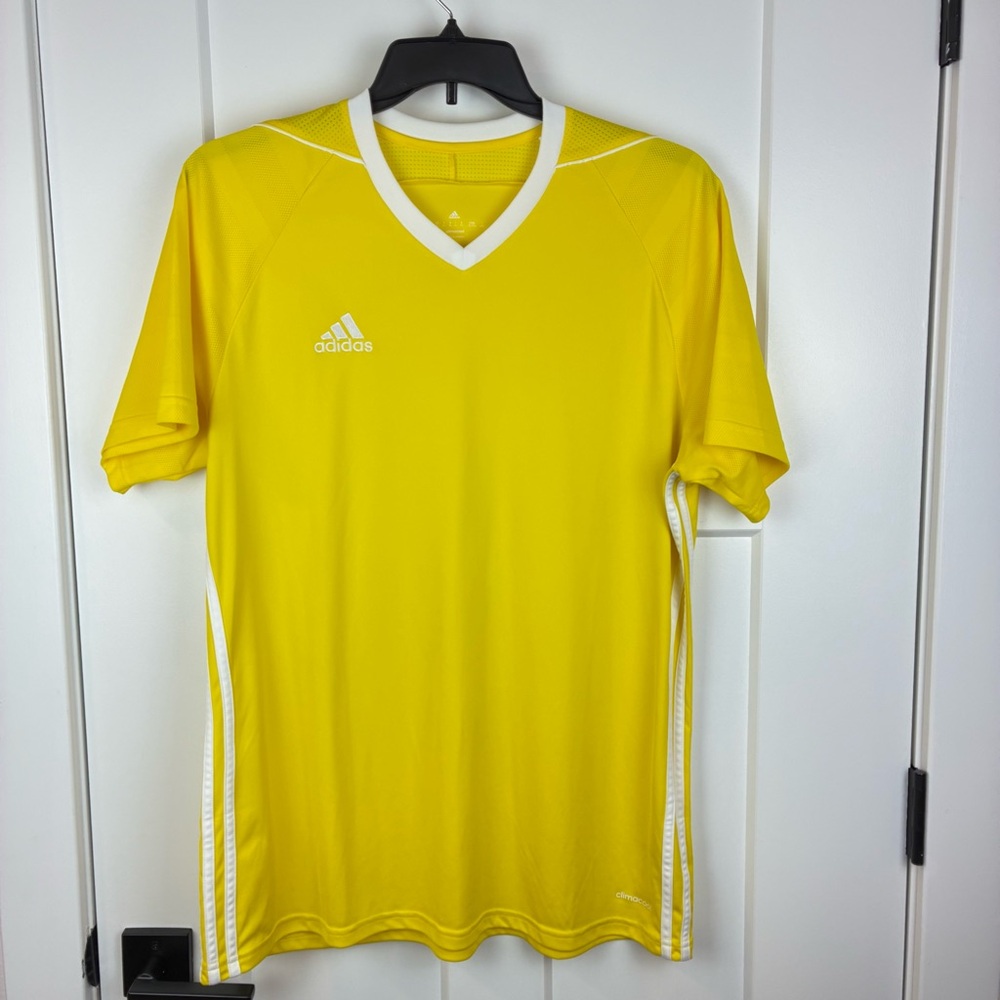 Adidas Men's Yellow Sports Shirt Size XL  h